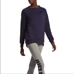 Nike Rally Crewneck sweatshirt size M